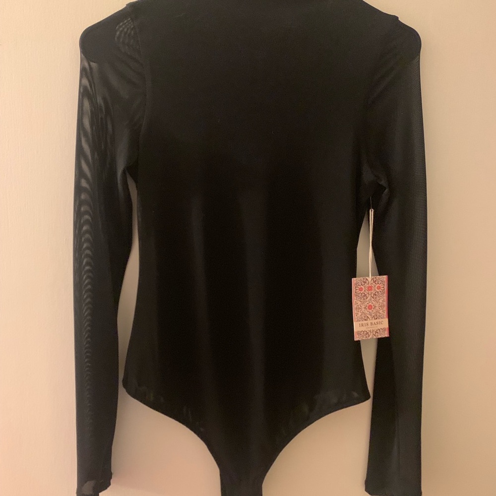 Top - Picture 2 of 2